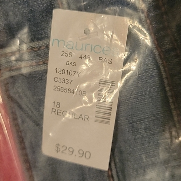 4 pairs of maurices pants. - Picture 3 of 10